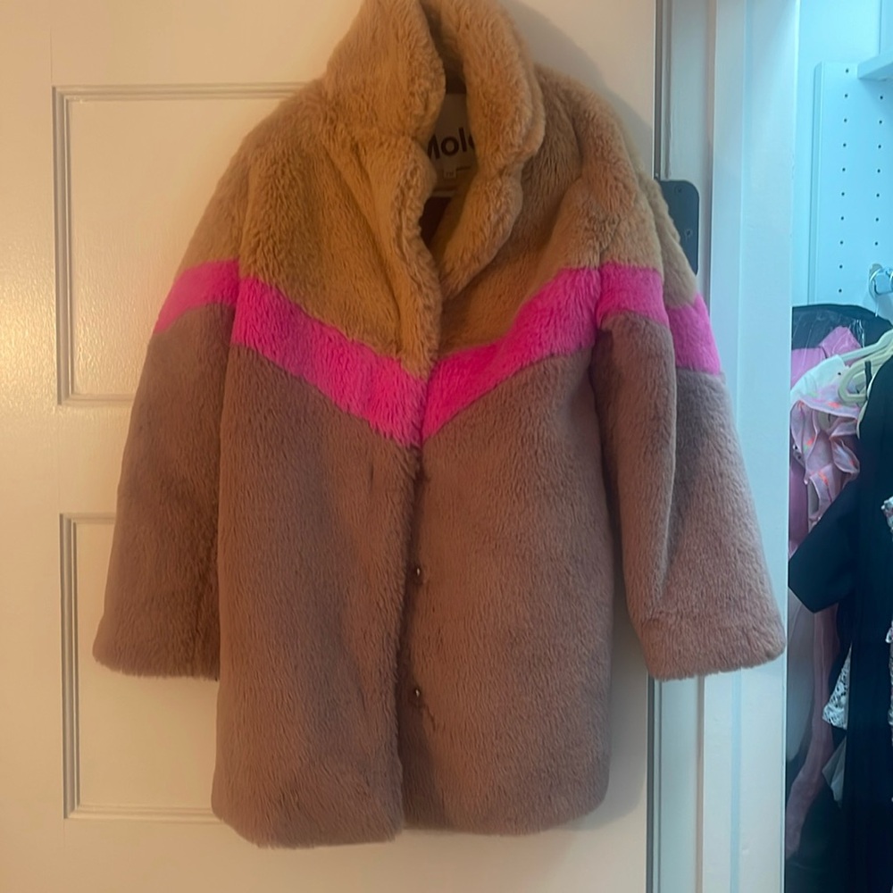 Girls MOLO fur coat in perfect condition